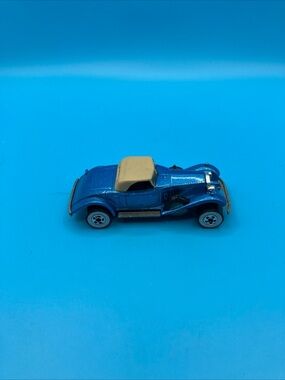 Hot Wheels 1982 Rolls Royce Phantom II Blue Metal Flake Whitewalls R329